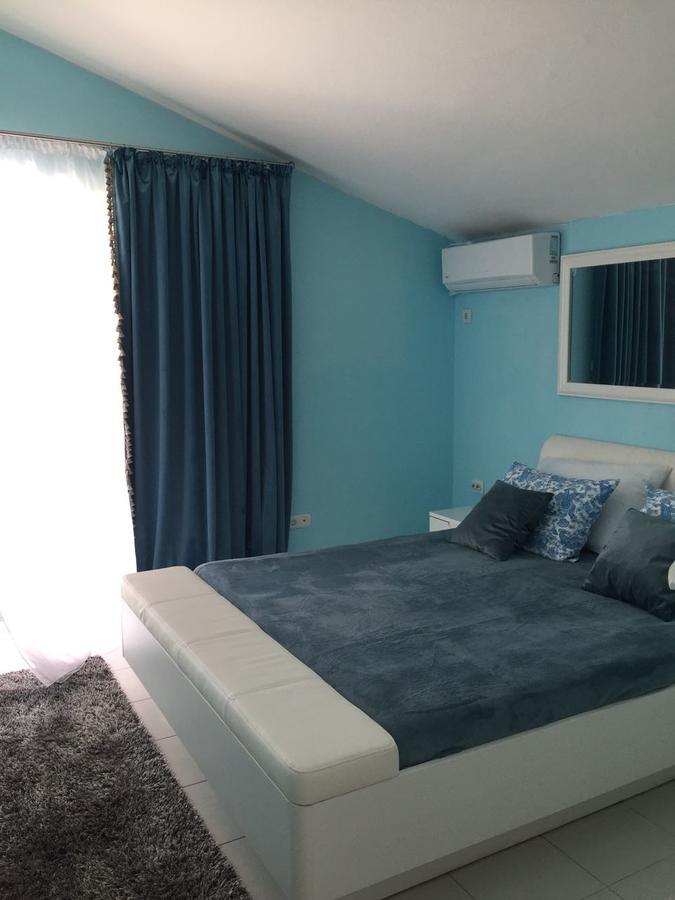 אוטייהא Villa Diana מראה חיצוני תמונה
