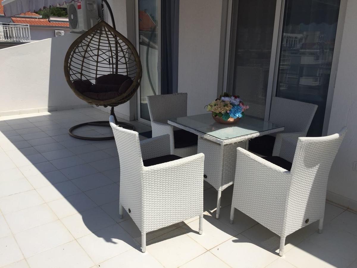 אוטייהא Villa Diana מראה חיצוני תמונה
